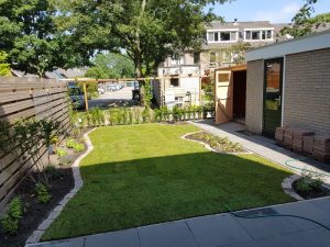 Peters hoveniersbedrijf uit Koudekerk aan den Rijn, het adres voor uw natuurlijke en diervriendelijke tuin