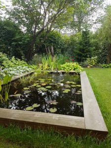 Peters hoveniersbedrijf uit Koudekerk aan den Rijn, het adres voor uw natuurlijke en diervriendelijke tuin