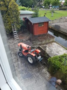Peters hoveniersbedrijf uit Koudekerk aan den Rijn, het adres voor het aanleggen van uw tuin